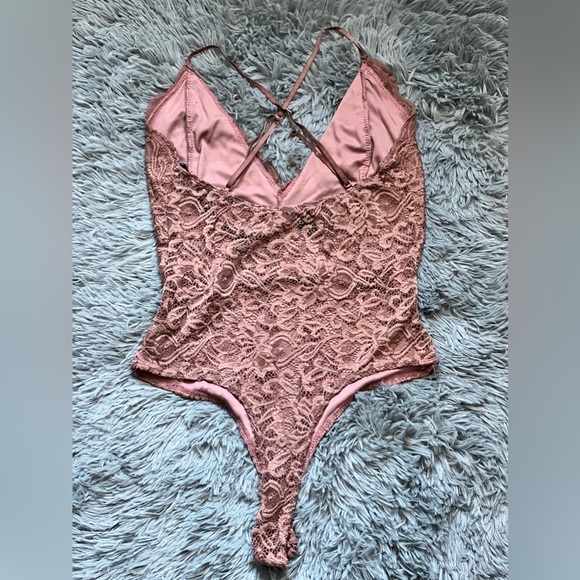 Windsor Lace Thong Bodysuit - Picture 2 of 4